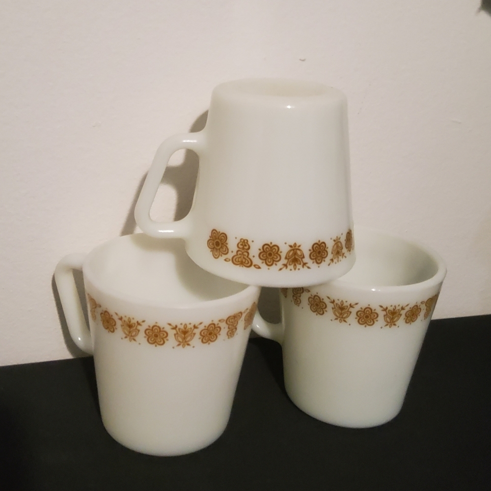 Vintage 1970's Pyrex Butterfly Coffee Mug Set of 3